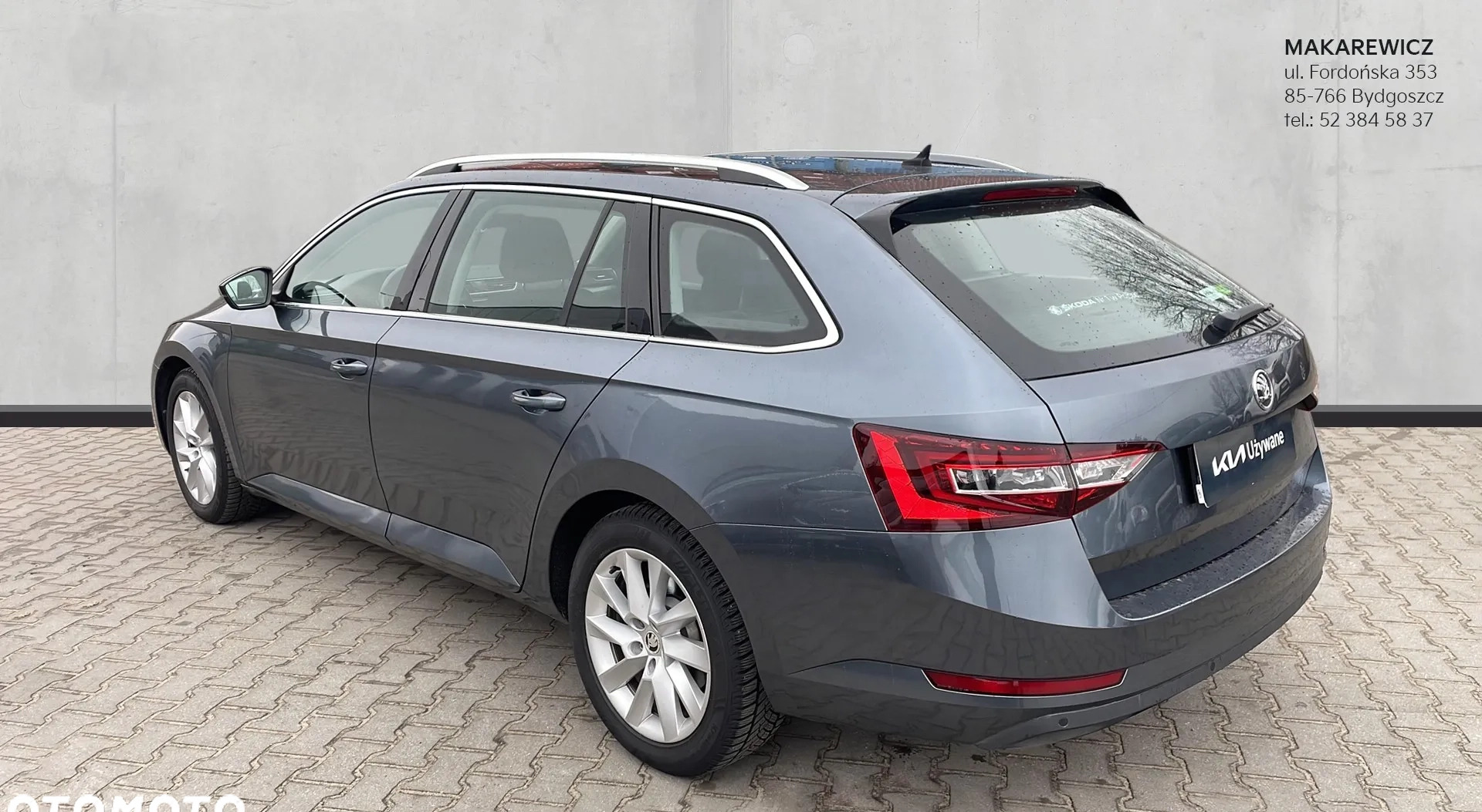 Skoda Superb cena 75900 przebieg: 185000, rok produkcji 2017 z Bydgoszcz małe 667